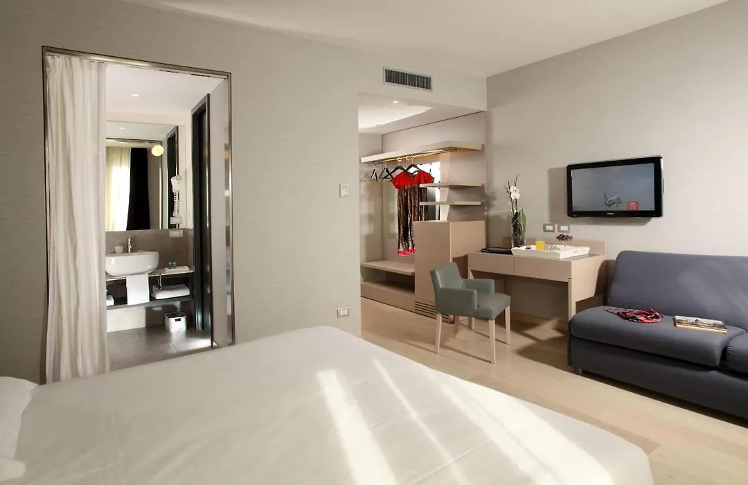 Hotel Adriano-1