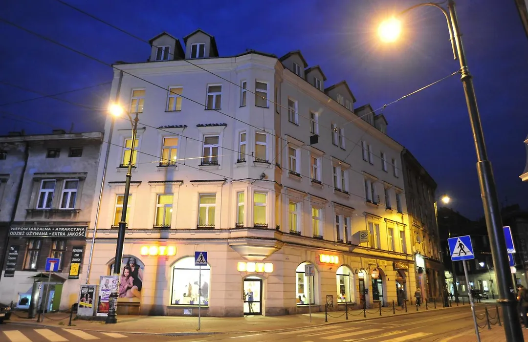 Kosmopolita Rooms-1