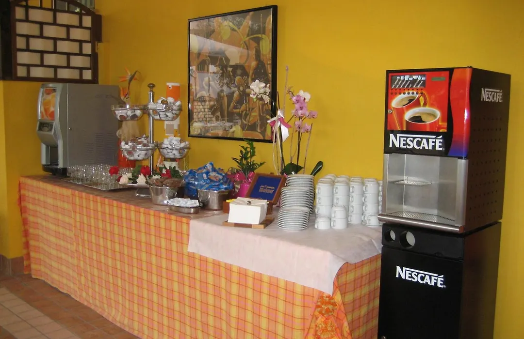 Nelson Hotel-1