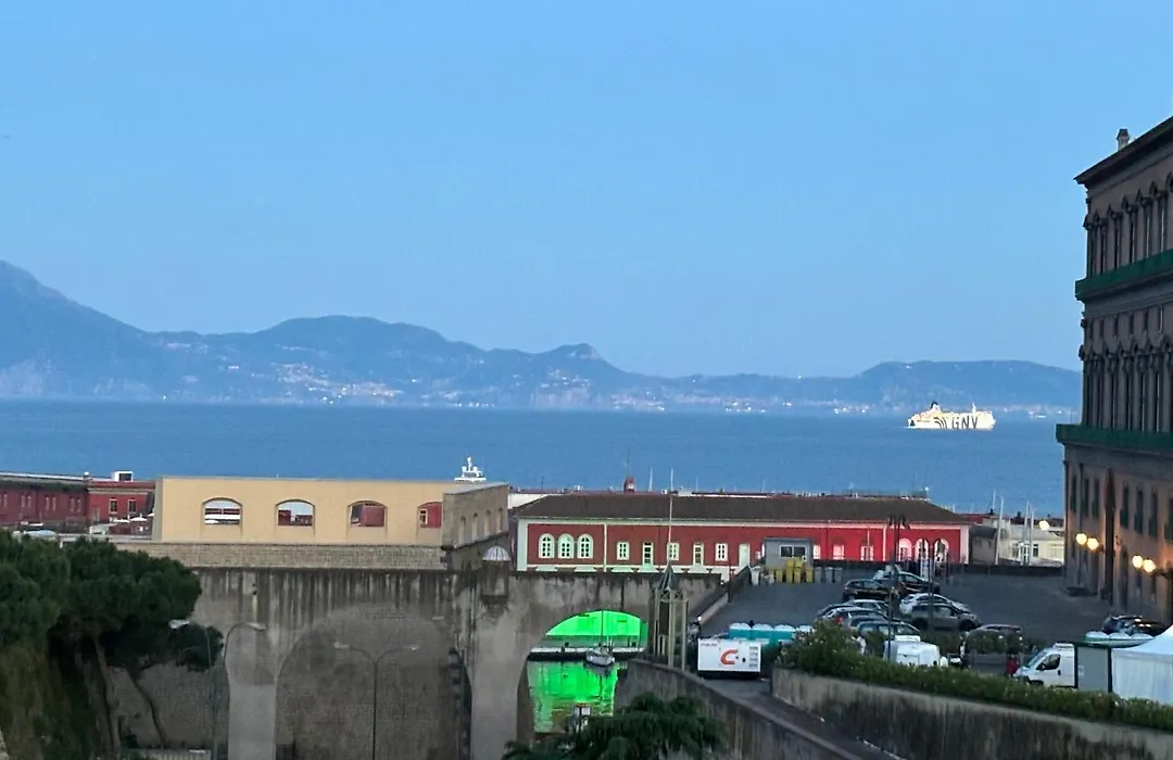 IL MASTIO Panoramic GUESTHOUSE - Vista Mare Napoli Centro-1