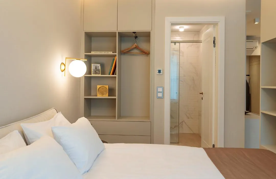 Emerald Downtown Luxury Suites By Continental Group-1