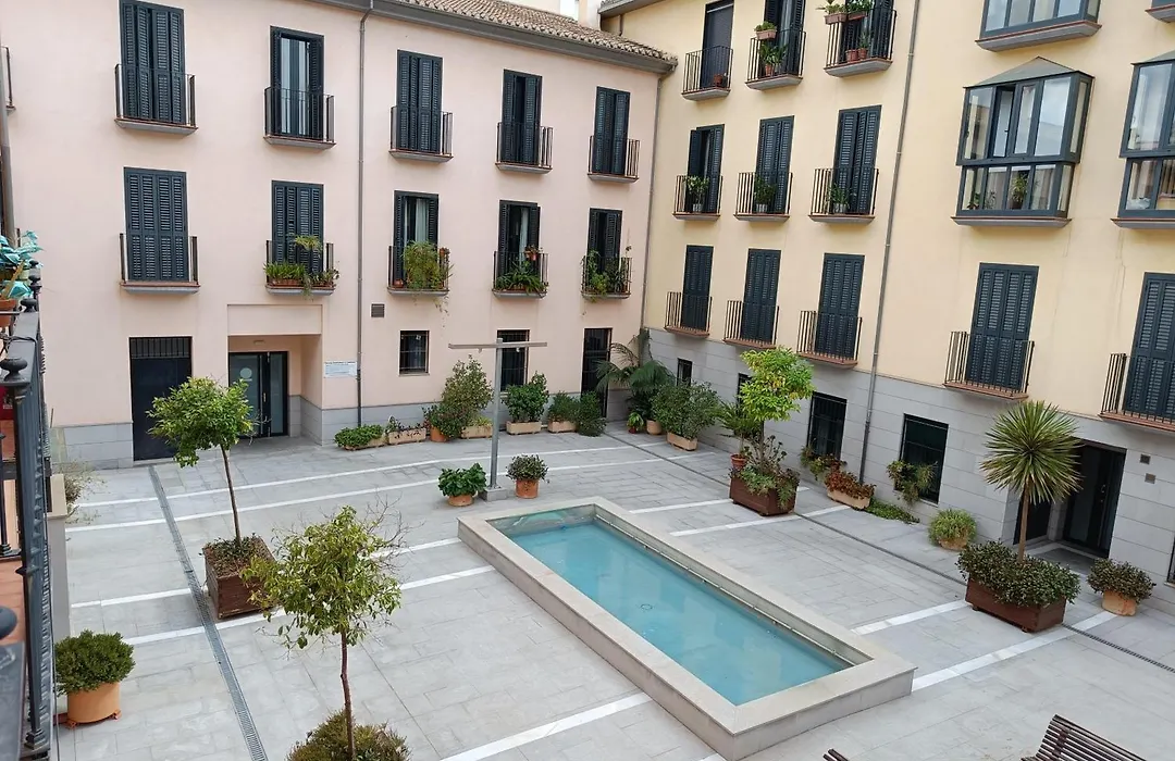 Apartamentos Palacio de los Jerónimos-1