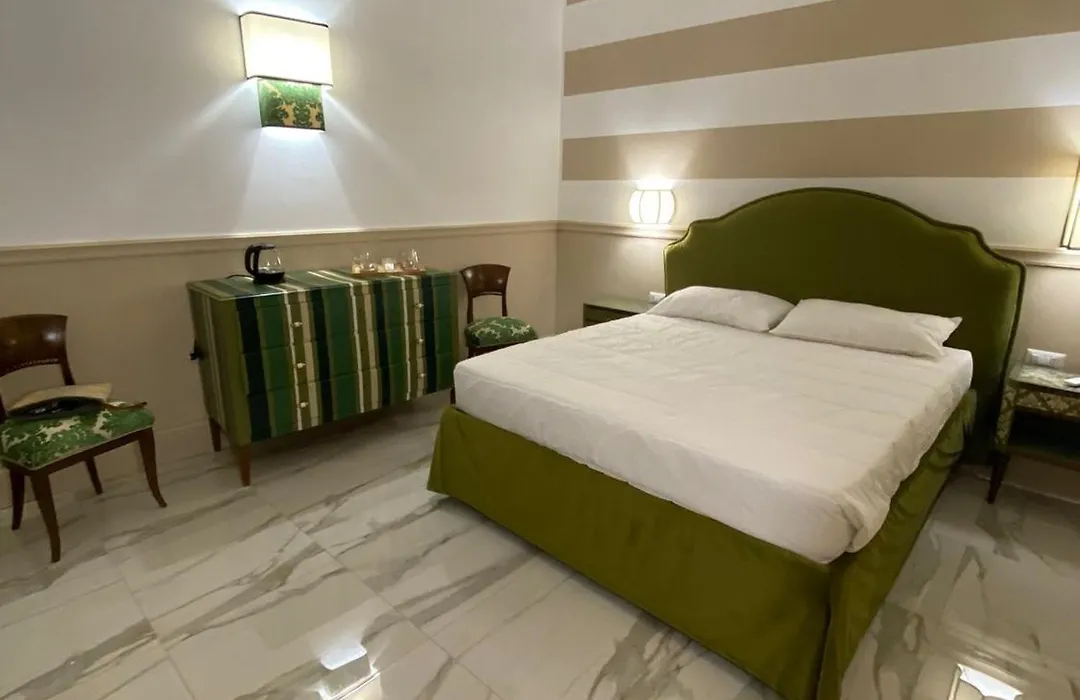 Cozy Luxury Room Pantheon-1