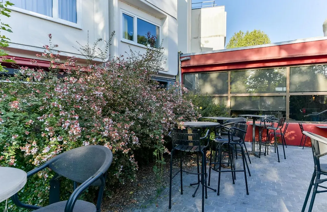 Golden Tulip Roissy Saint Witz-1