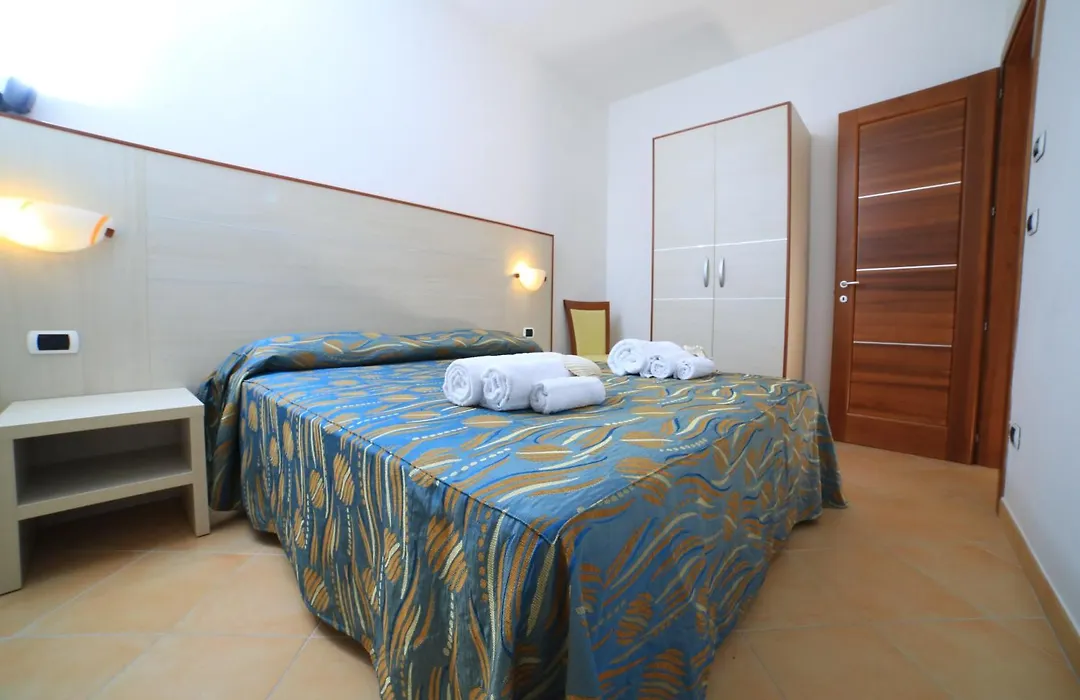 Villaggio Punta Grossa-1