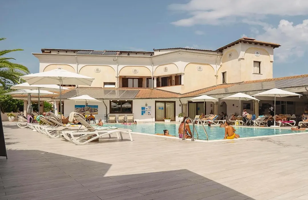 Zeta Club San Teodoro Le Rose-1