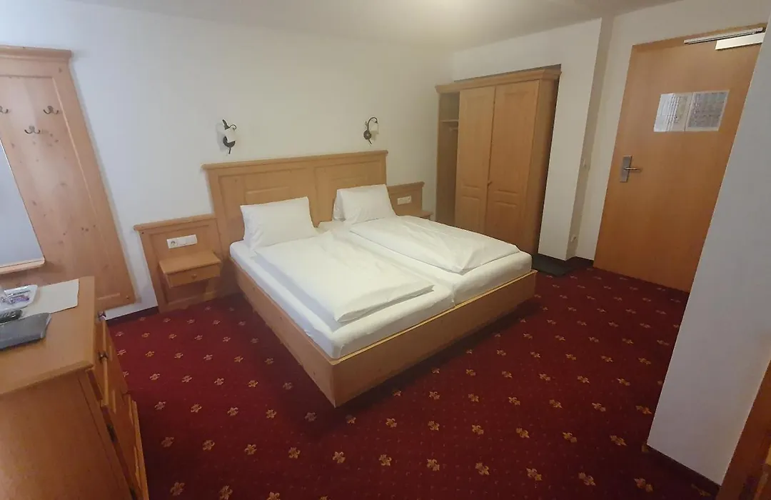 Hotel Garni Dorfblick-1