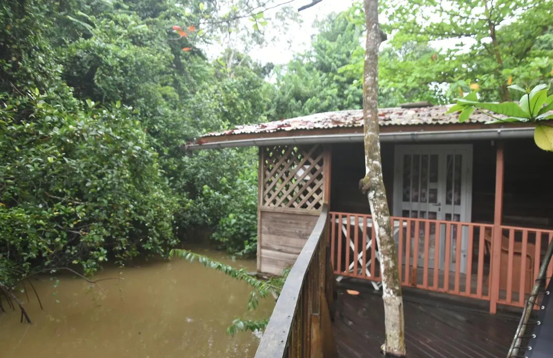 Hôtel Restaurant Gites Kribi-1