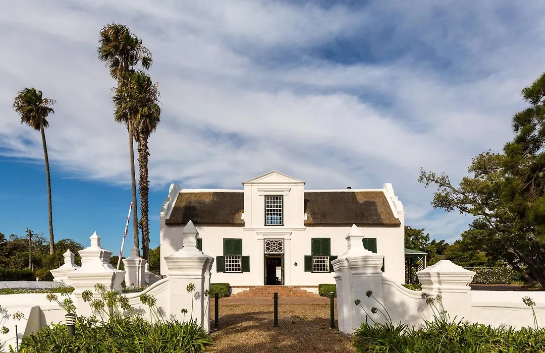 Protea Hotel By Marriott Cape Town Mowbray-1