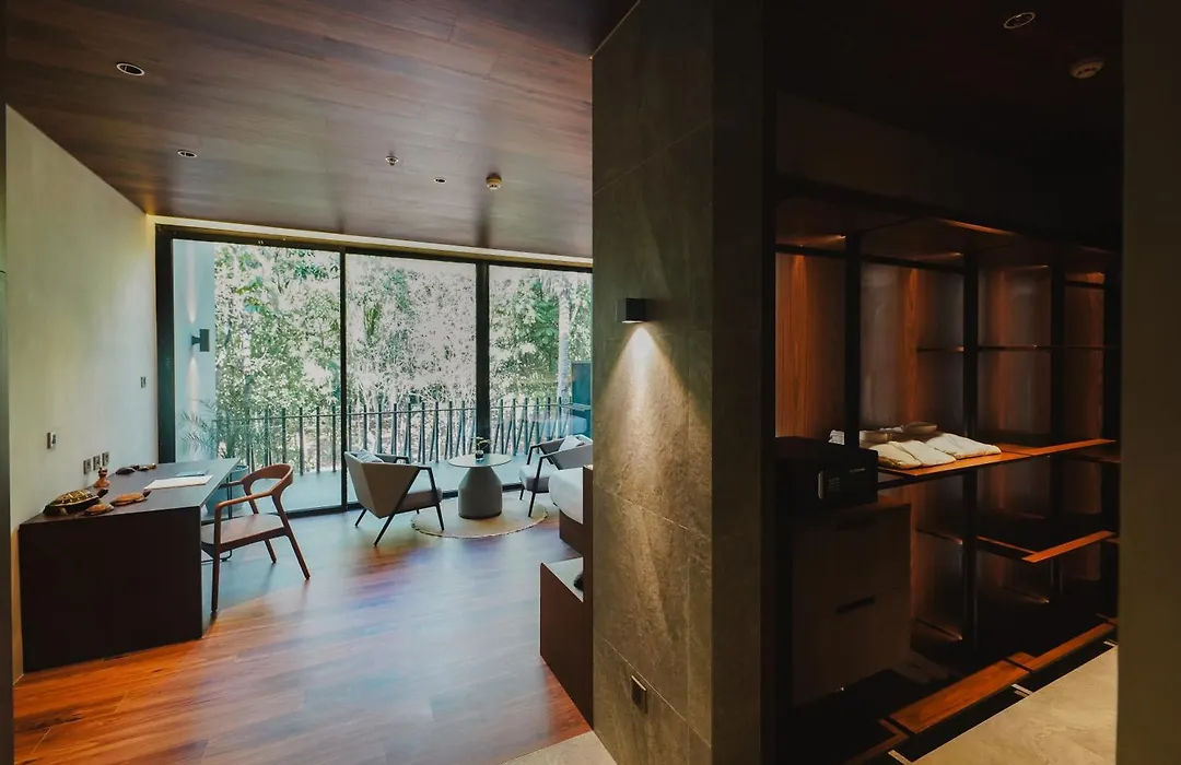 Piece Lio From Japan Managed By H Hospitality Group-1