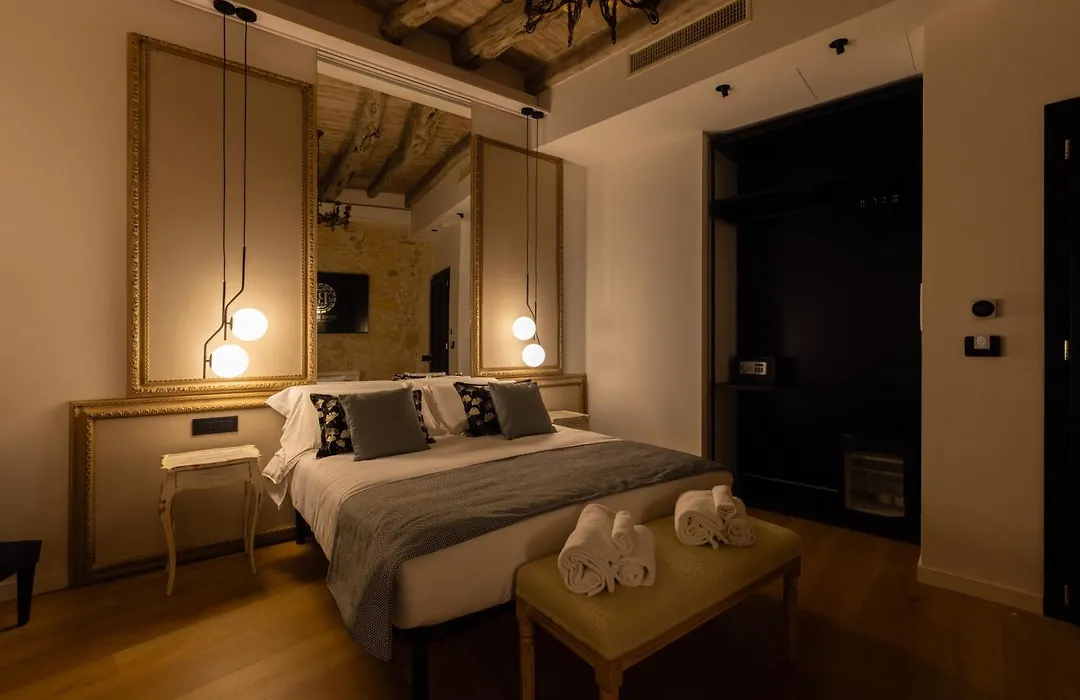 Pedra Bianca Luxury Rooms-1