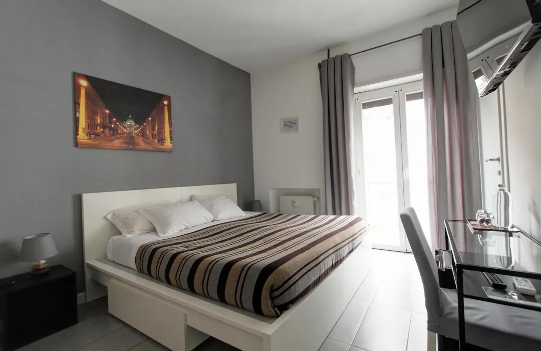 Vatican Central Suites-1