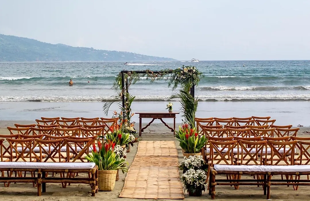 Pris Hotel-1