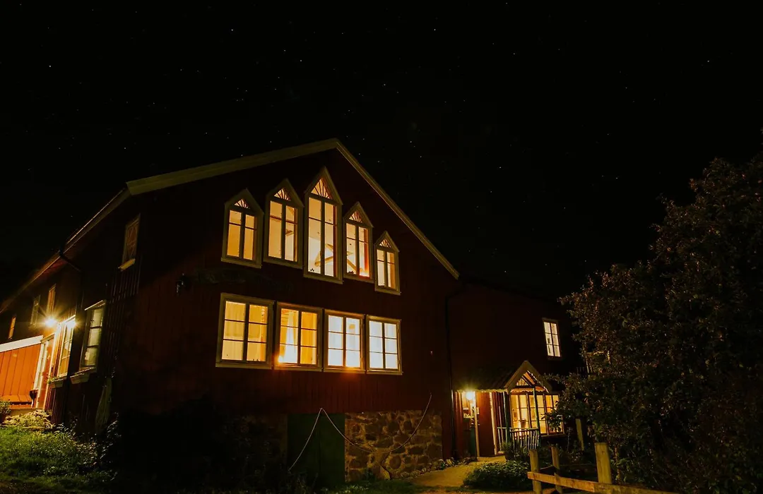 Summer Bnb Kaerlingesund Retreat Center-1