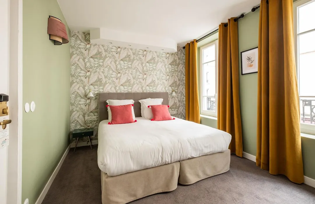 Hotel Des Batignolles-1