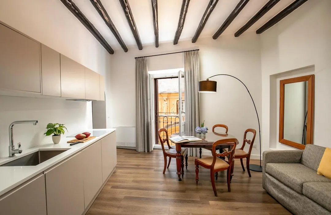 Boutique Hotel Campo De' Fiori-1