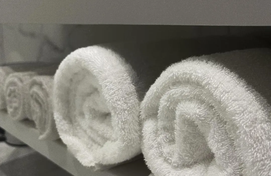 Alissa Suite-1