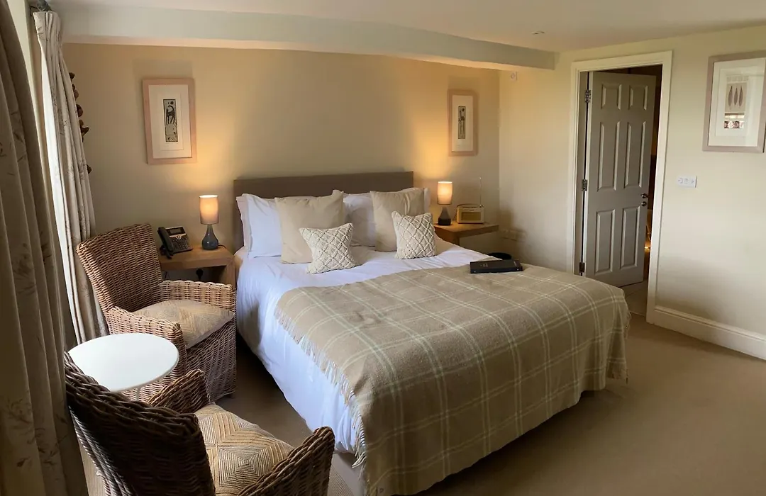 The Punch Bowl Inn-1