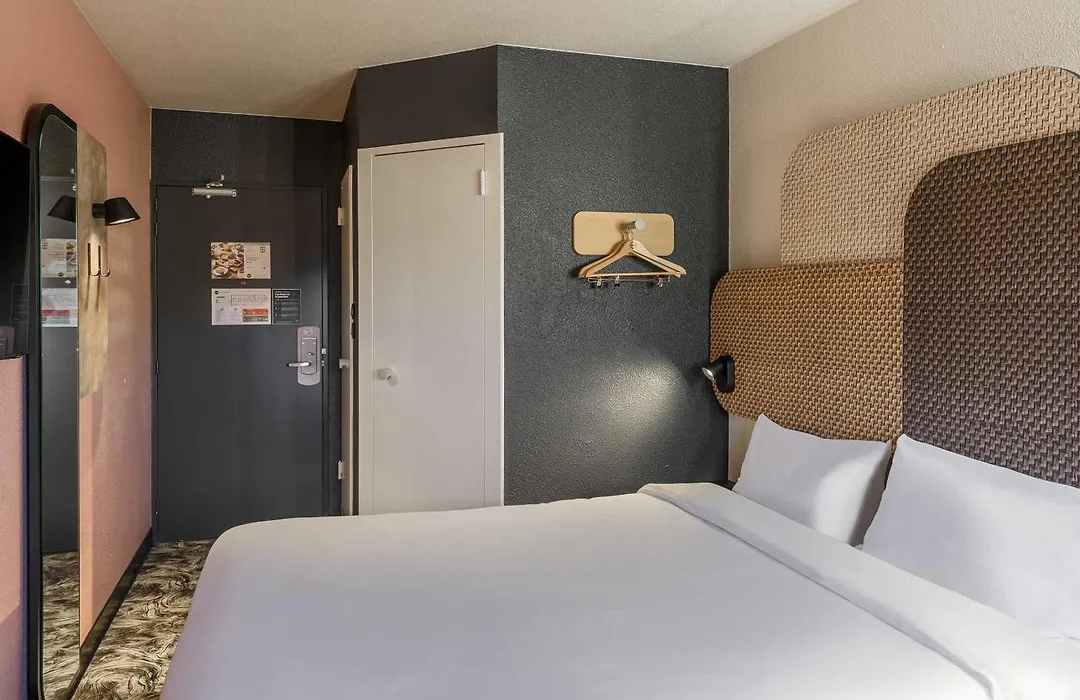 B&B HOTEL Toulouse Cité de l'Espace Hurel-1