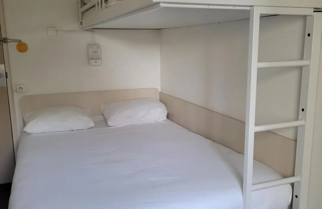 Tip Hotel Cambrai Ex Hotel F1-1