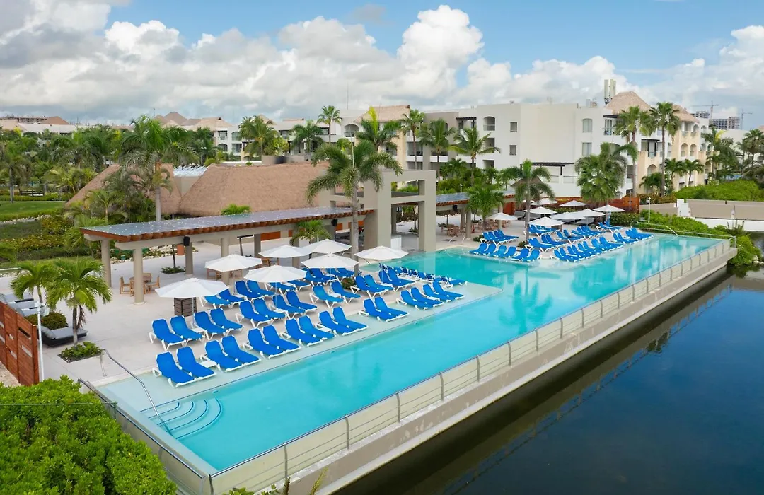 Hard Rock Hotel & Casino Punta Cana (Adults Only)-1