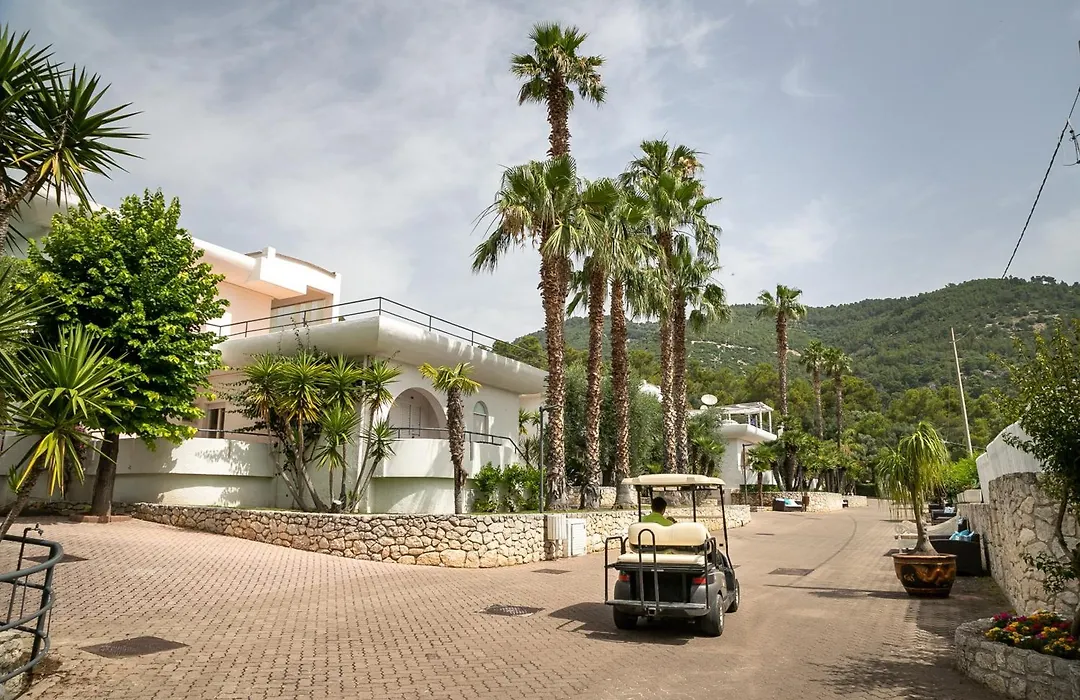 Apulia Hotel Baia dei Faraglioni Resort-1