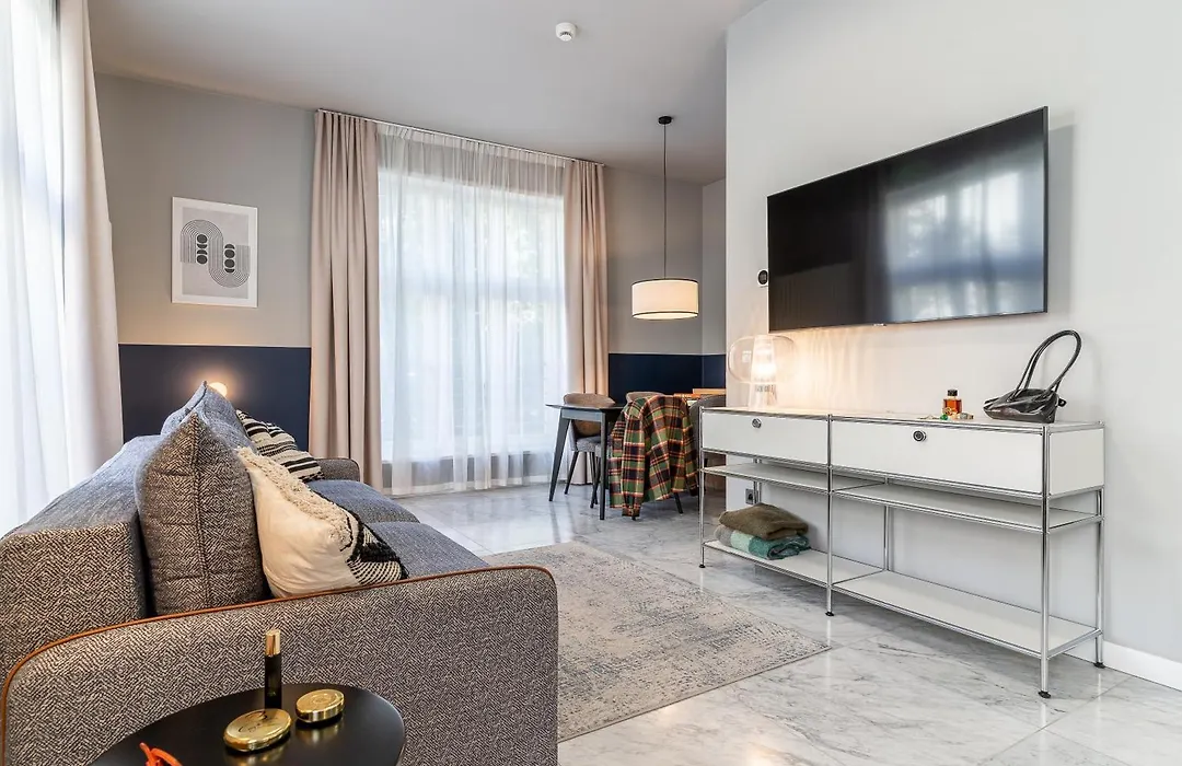H11 Aparthotel-1
