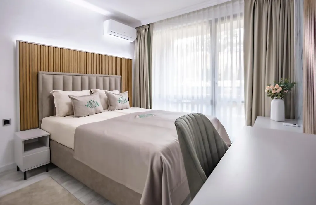 Onyx Beach Residence - Free Beach Access & Parking-1