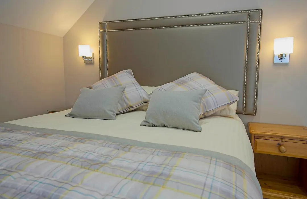 Lochiel Villa Guest House-1