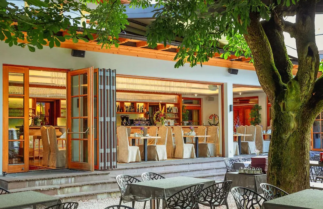 Gartenhotel Maria Theresia-1