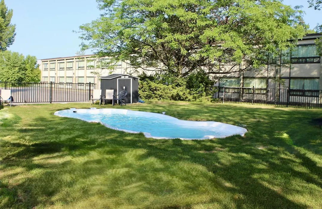 Travelodge By Wyndham Trois-Rivieres-1