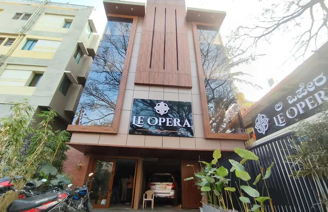 Zipp Hotel Le Opera-1