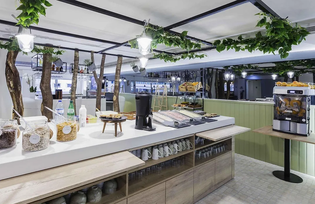 Ibis Styles Lisboa Centro Marquês de Pombal-1