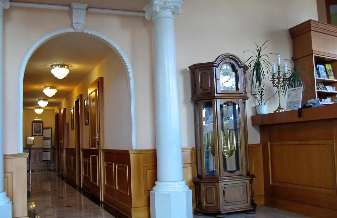 Hotel Opera-1
