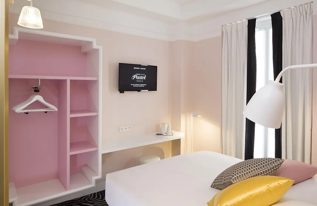 Hôtel Pastel Paris-1