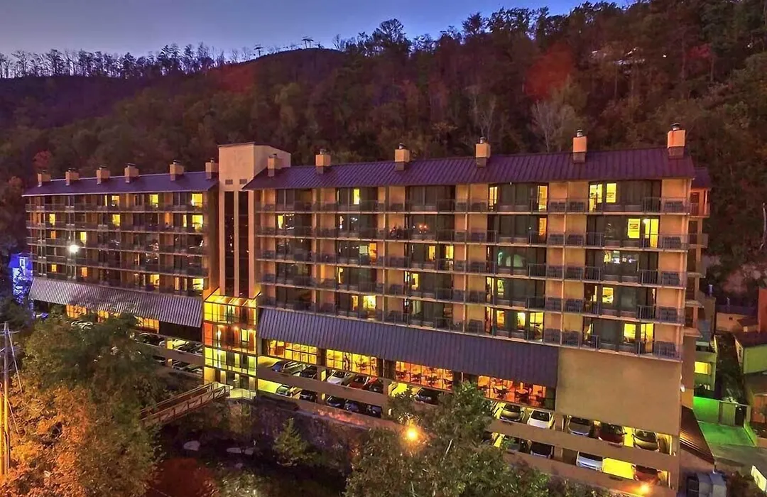 Edgewater Hotel And Conference Center-1