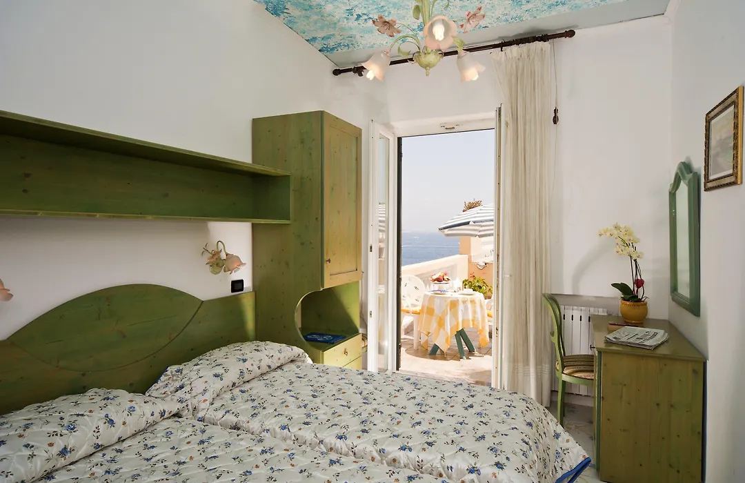 Hotel Giardino Delle Ninfe E La Fenice-1