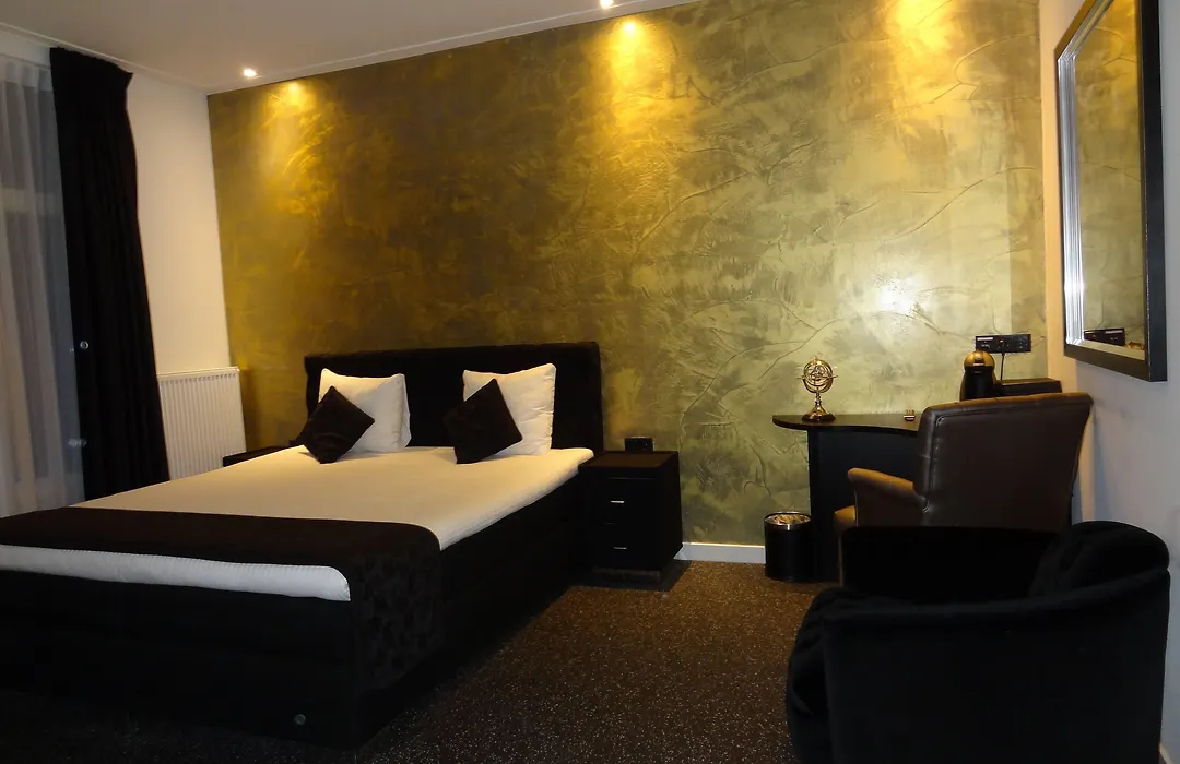 Sara'S Boutique Hotel-1
