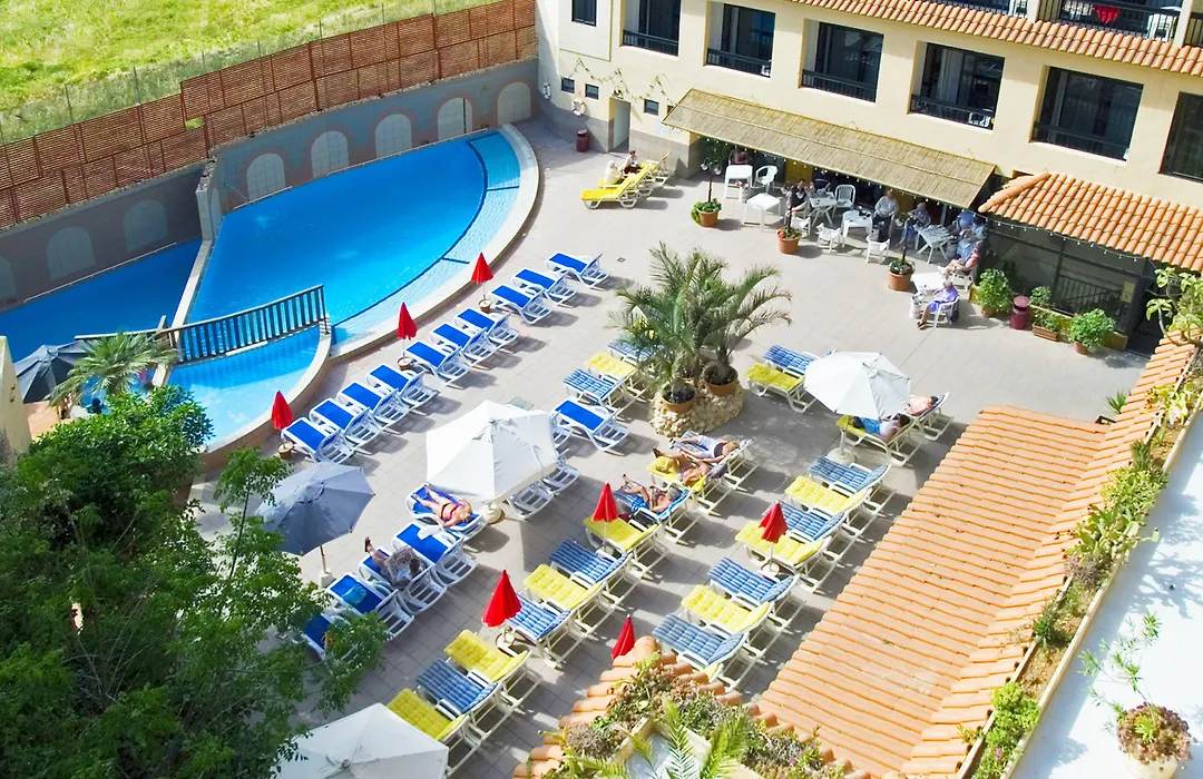 Canifor Hotel-1