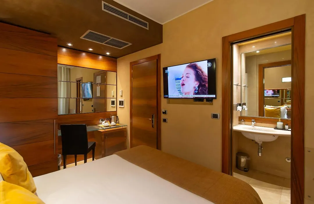 Hotel Tritone-1