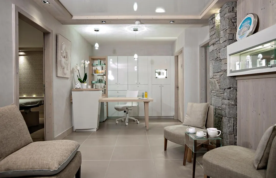 Mgm Hotels & Residences - Residence Le Roc Des Tours-1