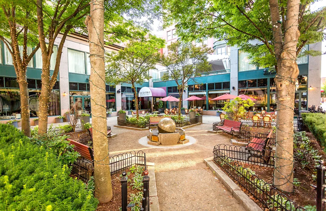 Hotel Providence-1