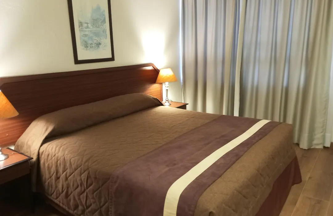 Hotel Alcala Del Rio-1