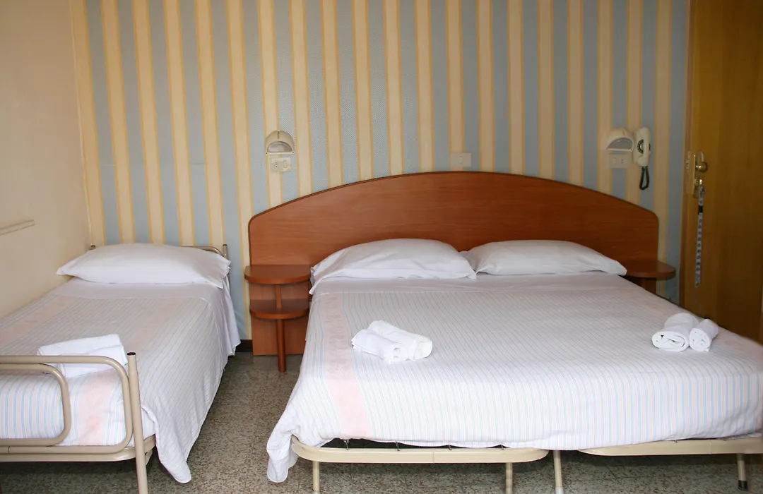 Hotel Jolie-1