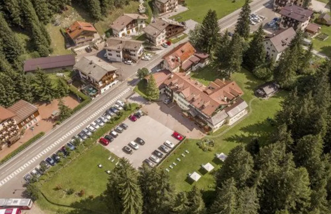 Hotel Villa Rosella Park&Wellness-1