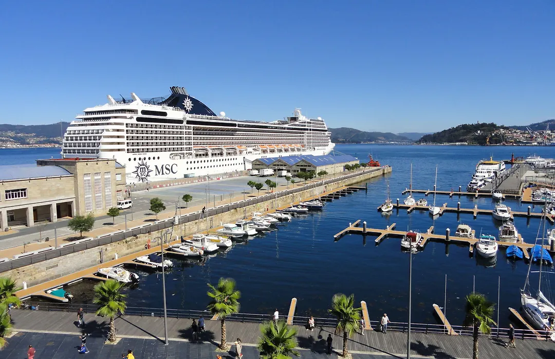 Hotel Compostela Vigo-1