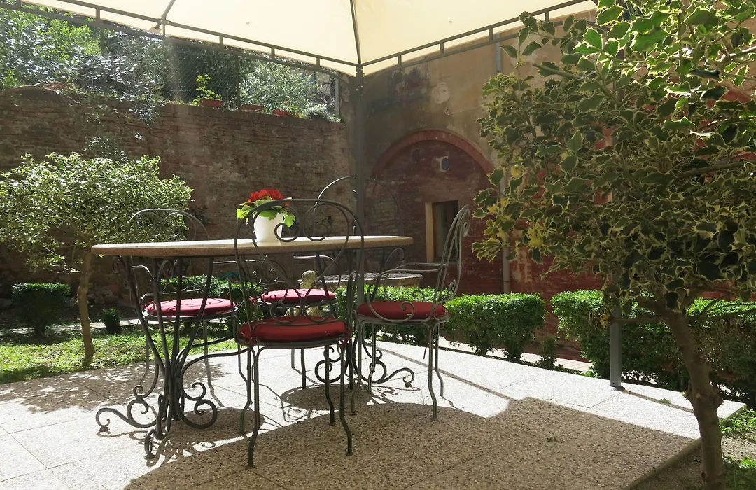 Piazza Paradiso Accommodation-1