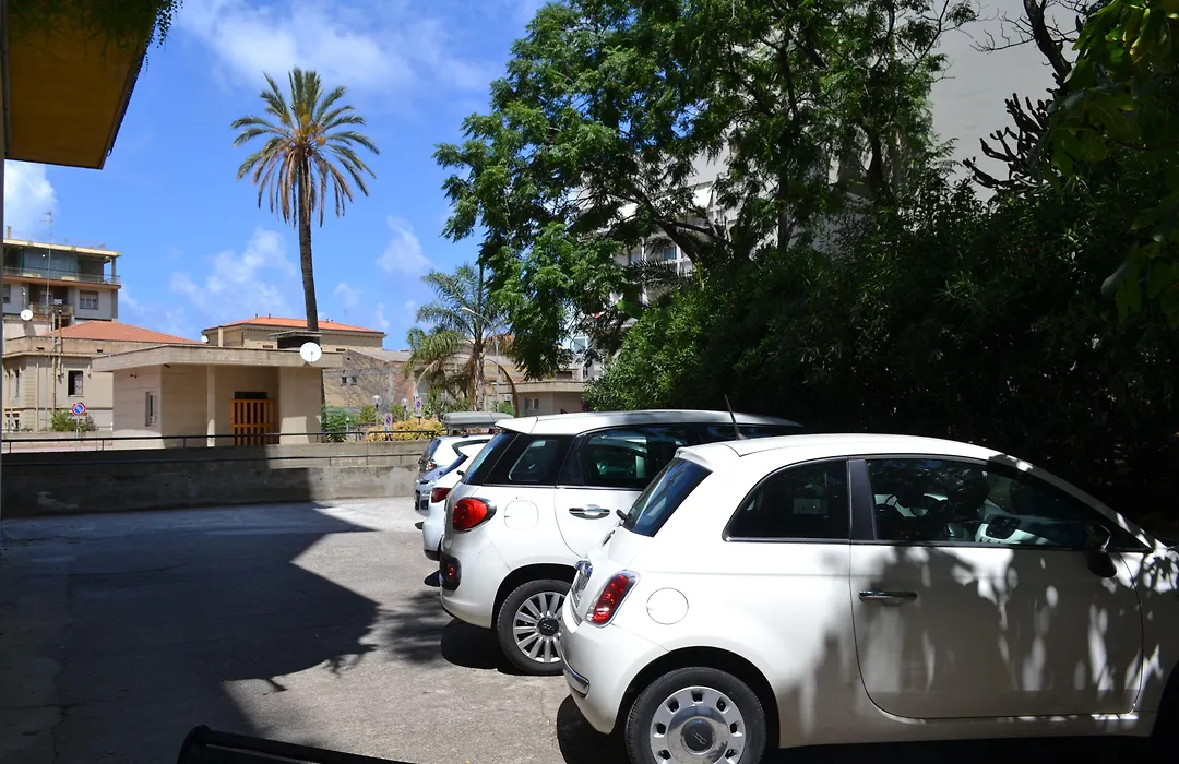 Hotel Mediterraneo-1