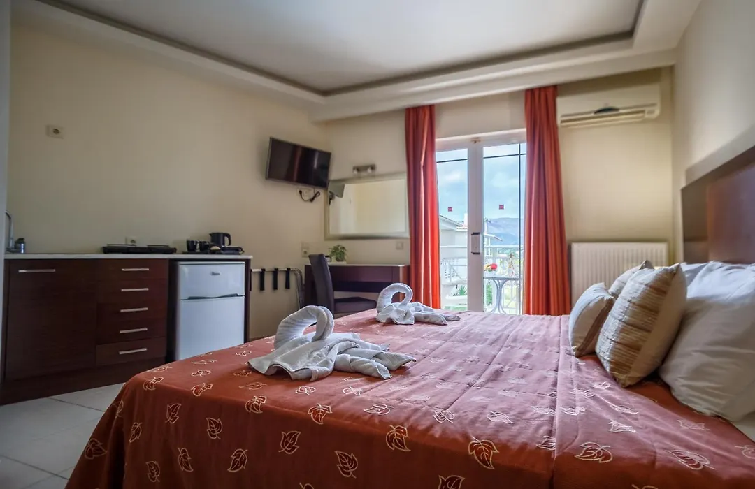 Vivian Hotel-1