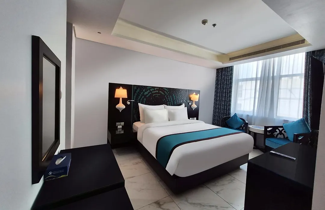 Signature Hotel Al Barsha-1